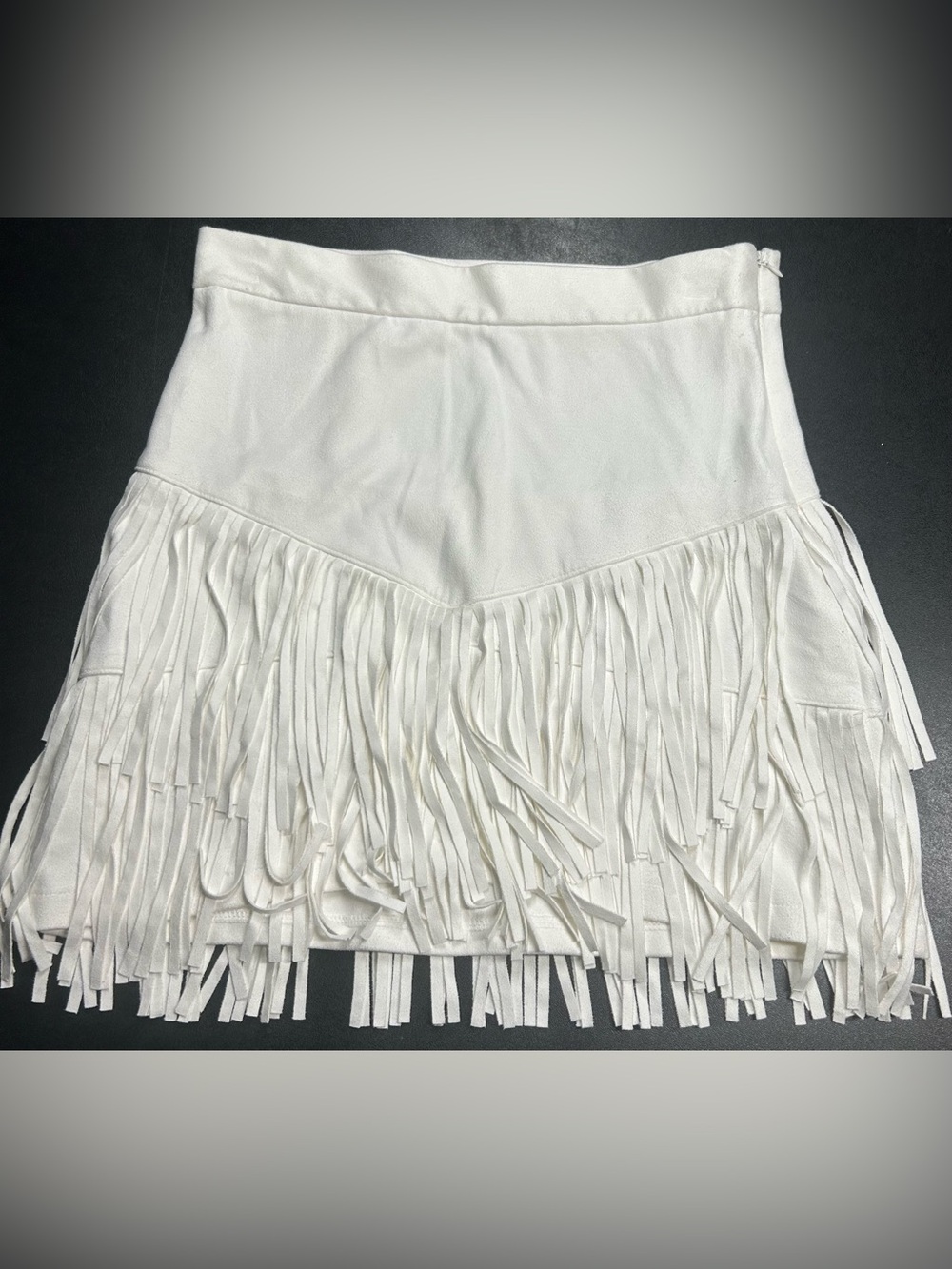 Altar'd State Size M White Faux Suede Fringe Mini Skirt